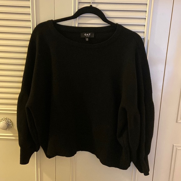 OAT Puff-Sleeved Sweater - Picture 1 of 3